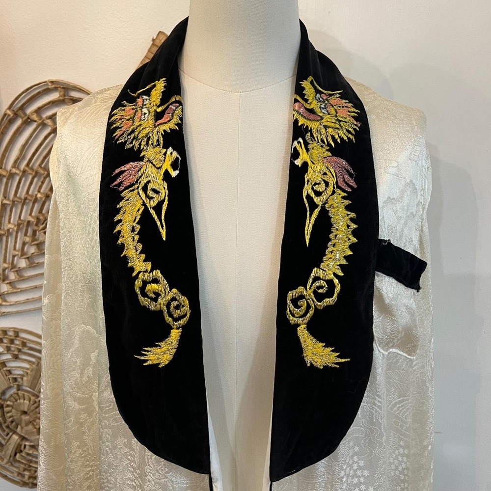 Vintage Dragon Embroidered Silk Brocade Kimono Jacket Duster M - Picture 2 of 10